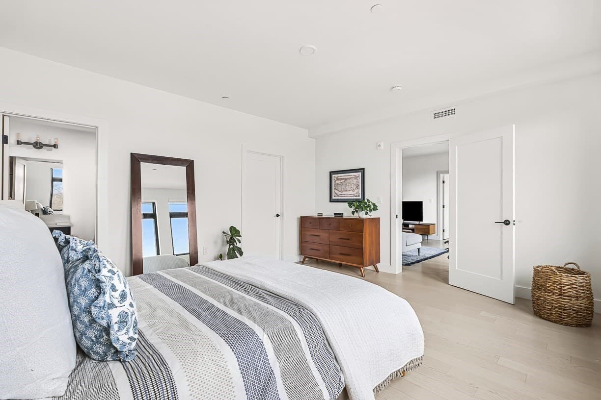 Condominium at 395 Alewife Brook Parkway # 3H, Somerville MA 02144, Somerville, photo 8 of 22