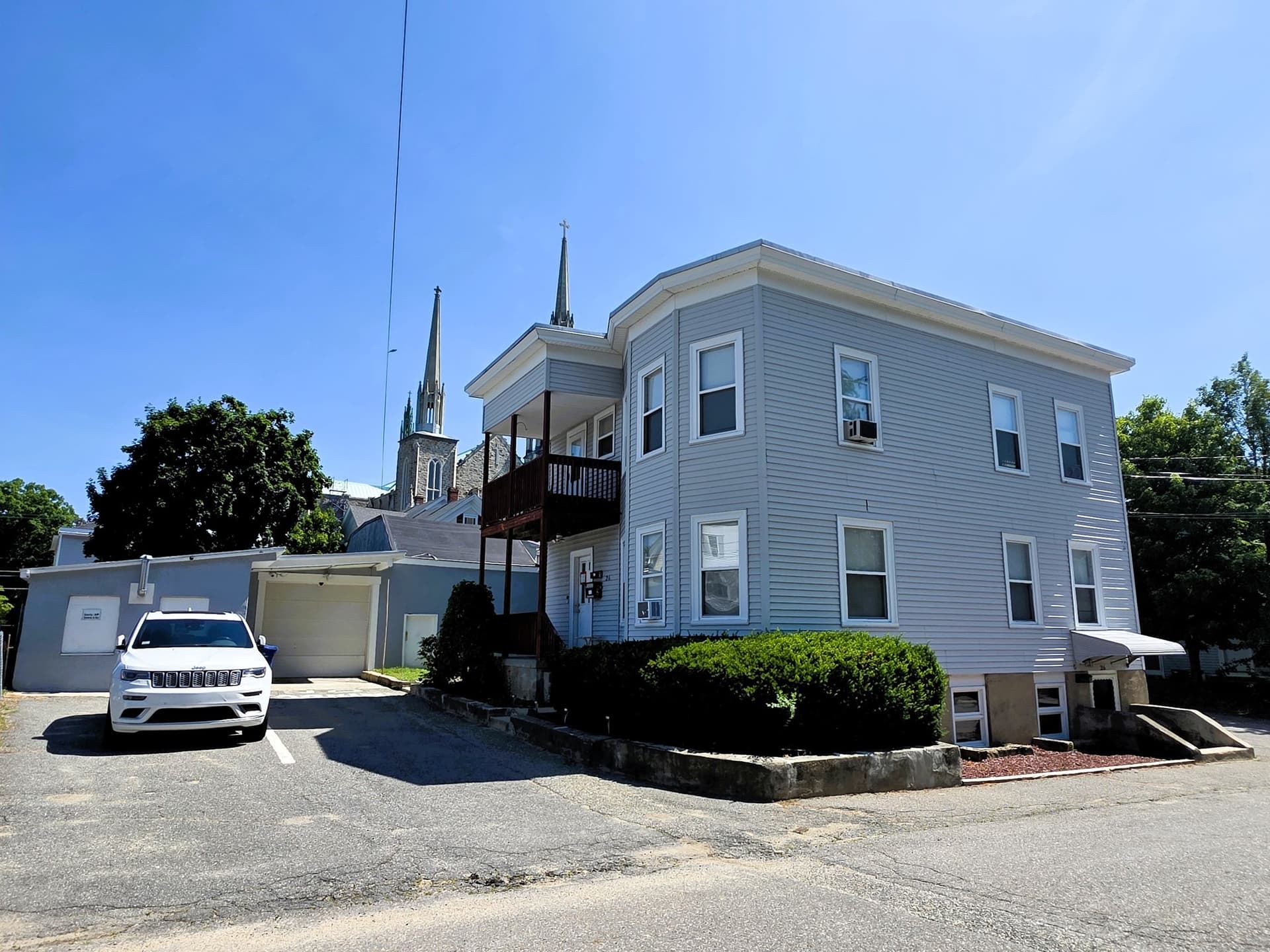 26 Jerome Pl, Leominster MA 01453