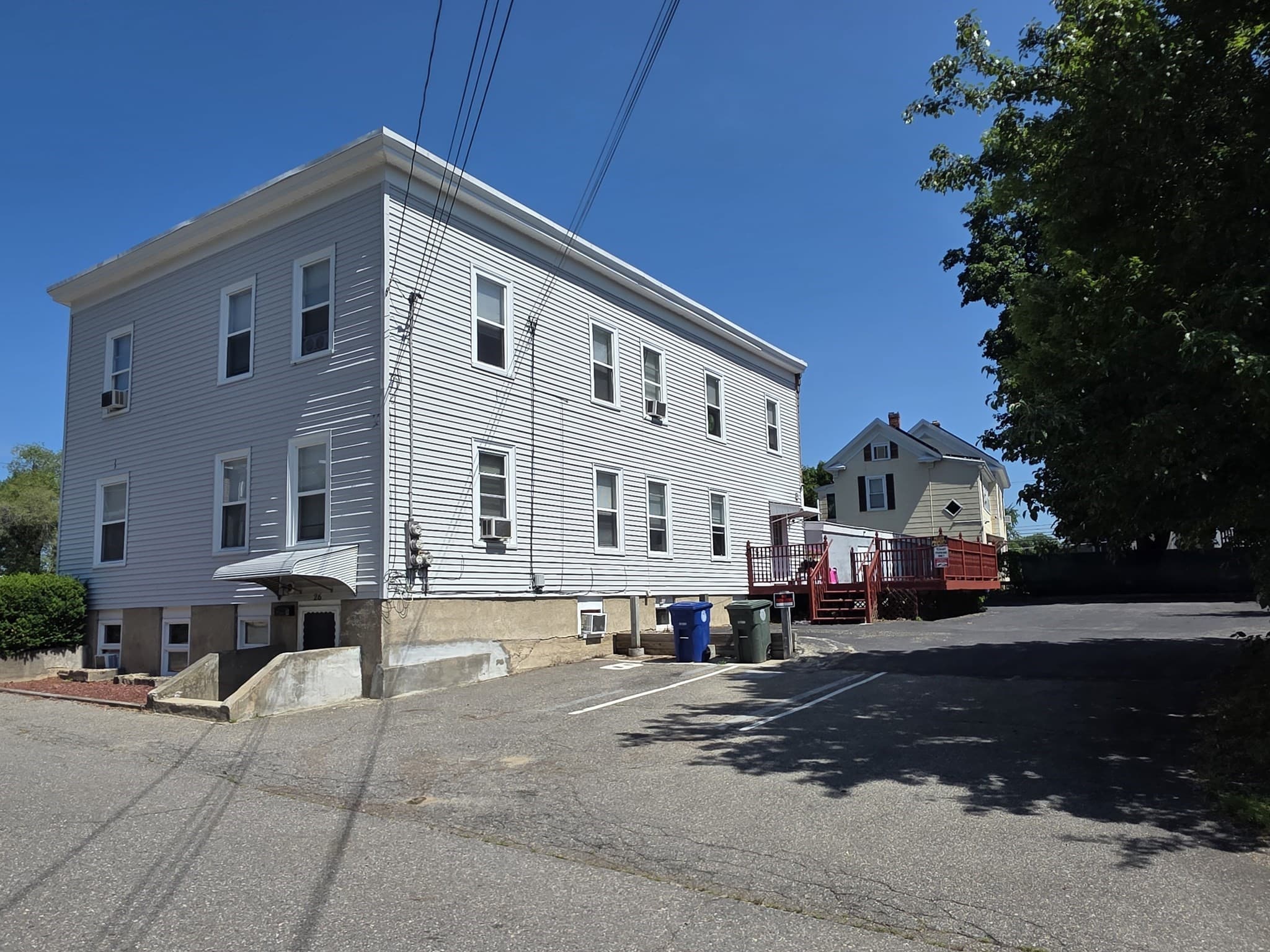 3 Family at 26 Jerome Pl, Leominster MA 01453, Leominster, photo 37 of 39