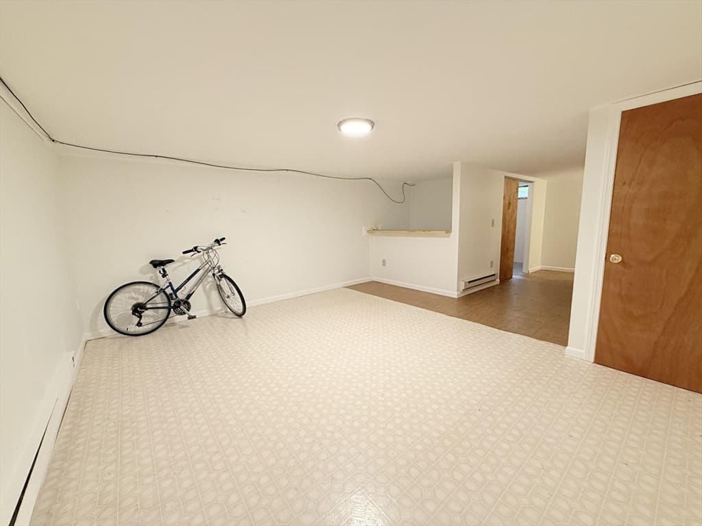 Condominium at 35 Webster Ct # 35, Amherst MA 01002, Amherst, photo 10 of 10