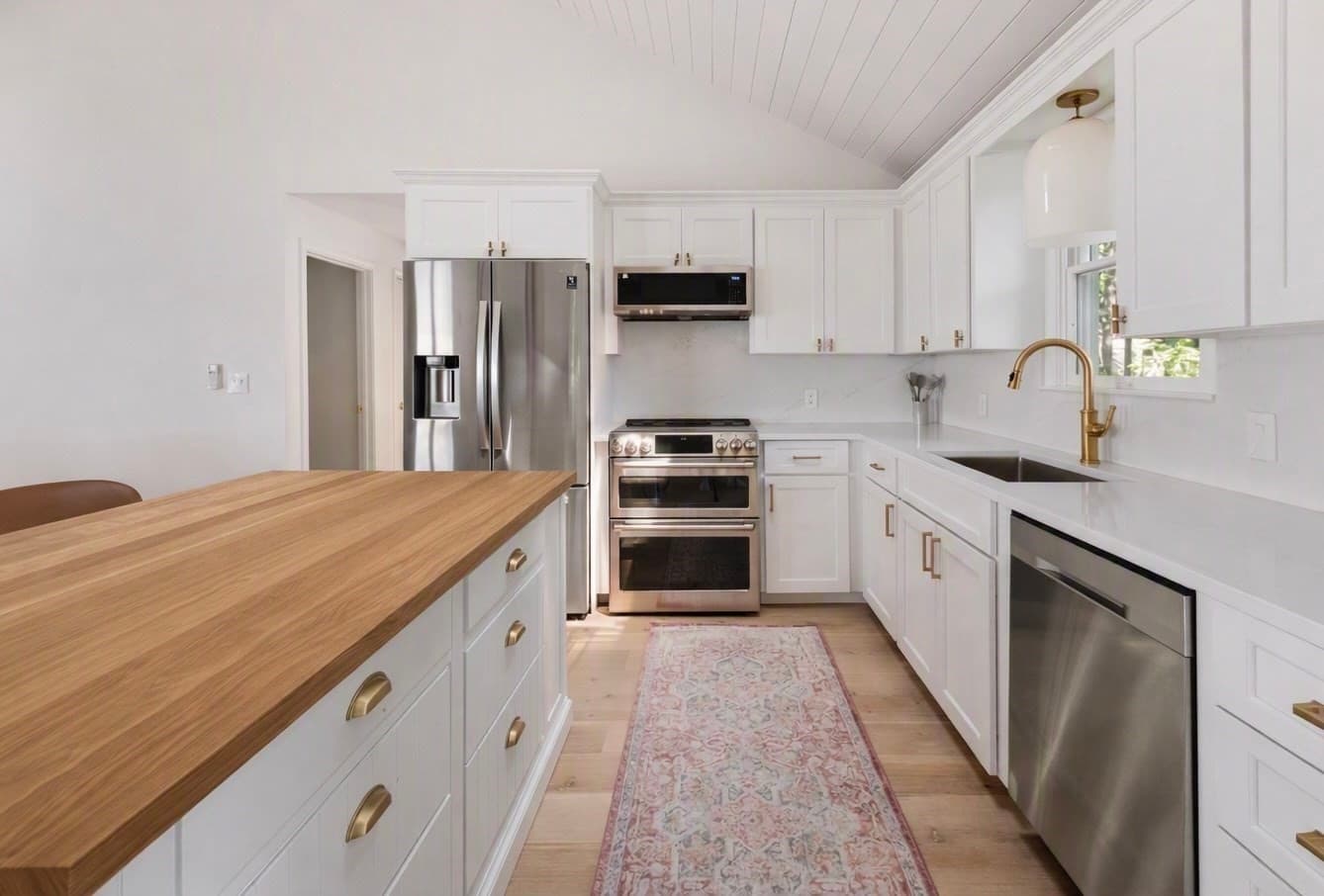 Single Family Residence at 30 Overland Rd, Mashpee MA 02649, Mashpee, photo 5 of 32