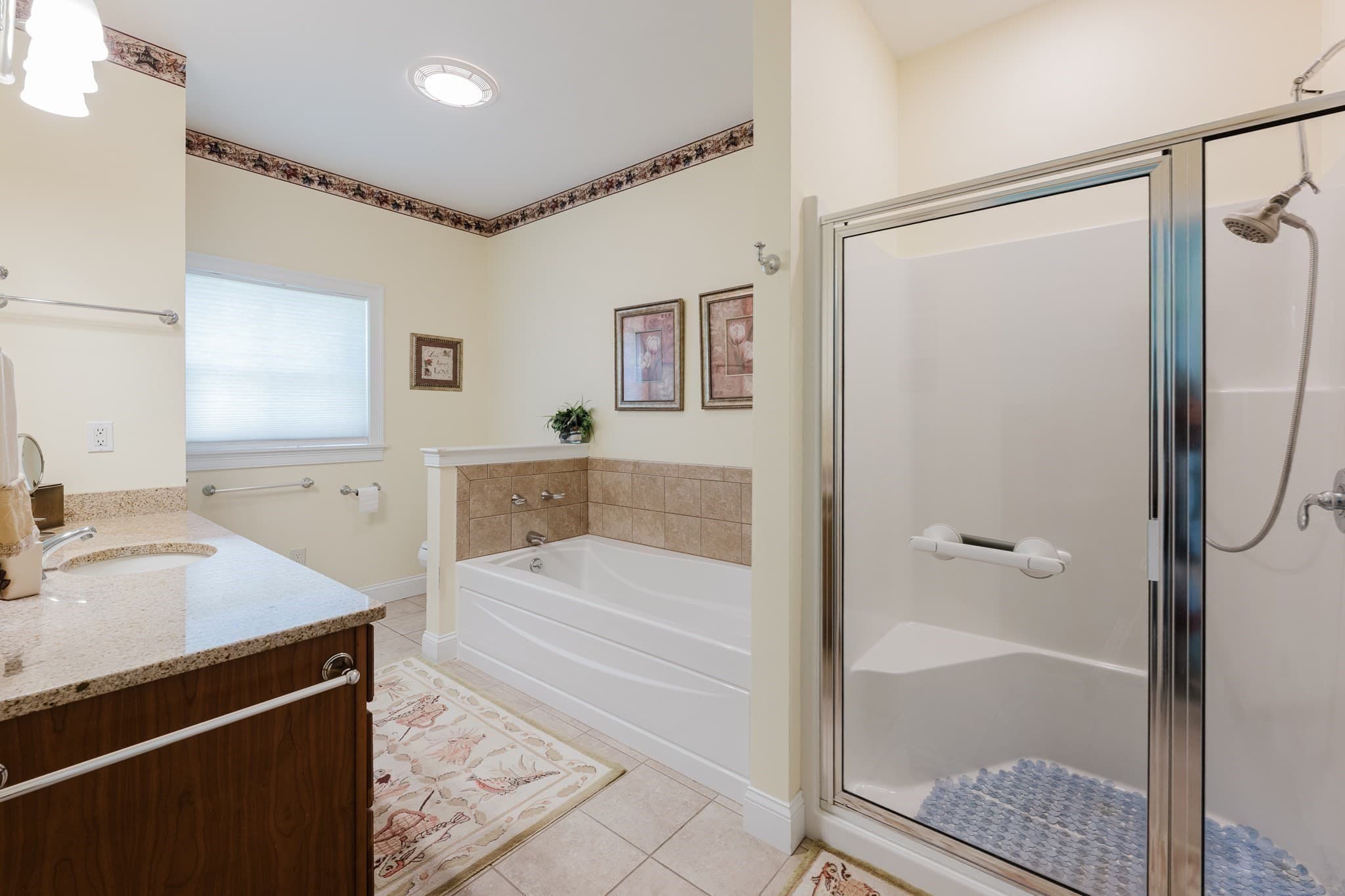 Condominium at 20 Hathaway Pond Circle # 20, Rochester MA 02770, Rochester, photo 23 of 38