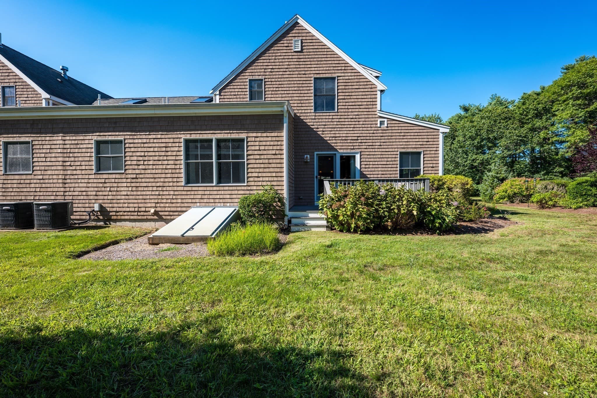 Condominium at 20 Hathaway Pond Circle # 20, Rochester MA 02770, Rochester, photo 4 of 38