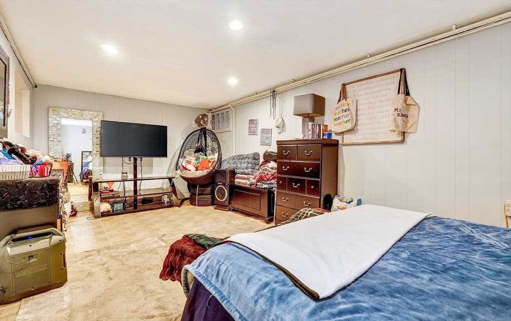 Multi Family at 38 North Ave, Revere MA 02151, Revere, photo 18 of 28