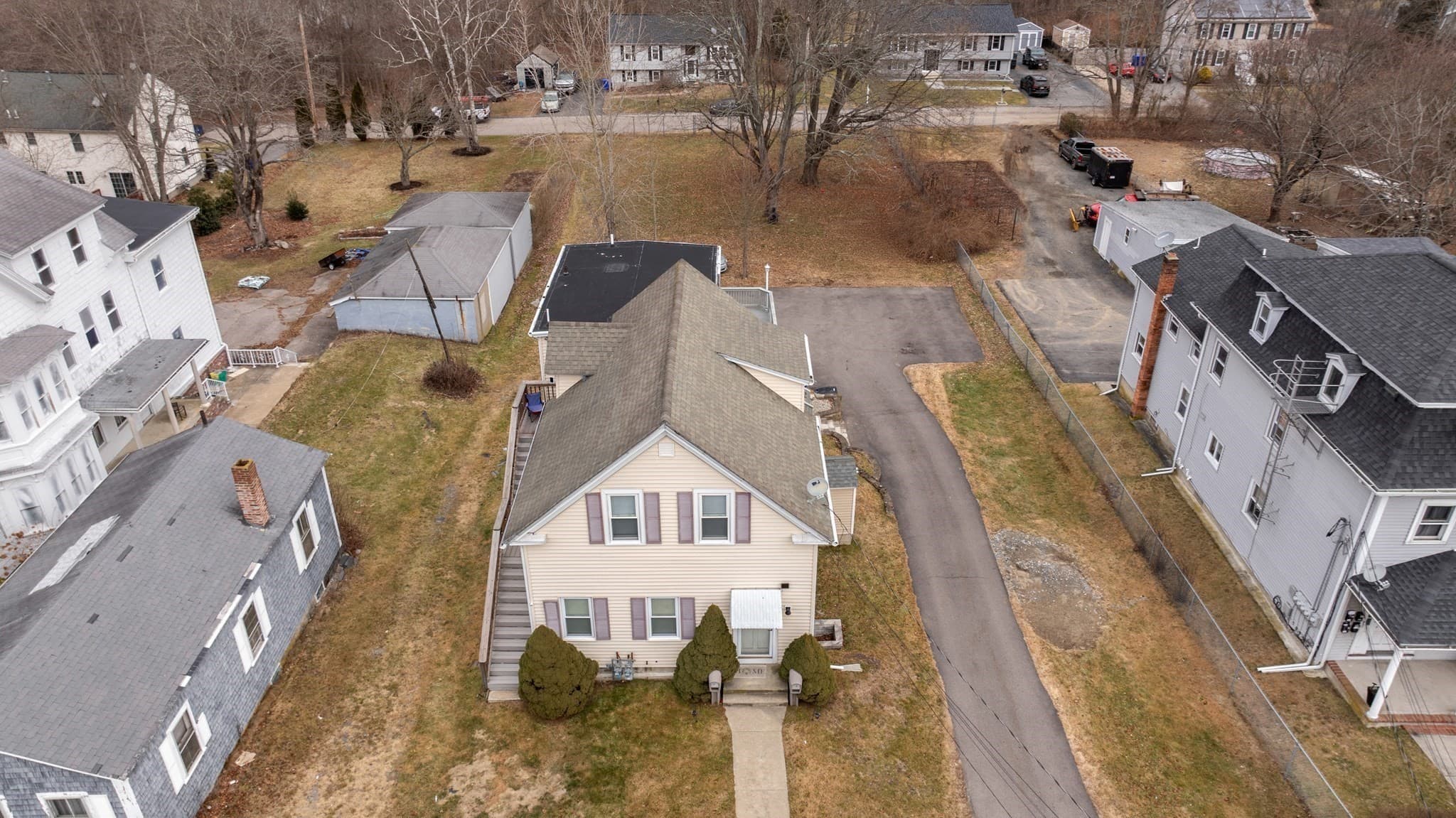 3 Family at 76 Plain St, Taunton MA 02780, Taunton, photo 2 of 28