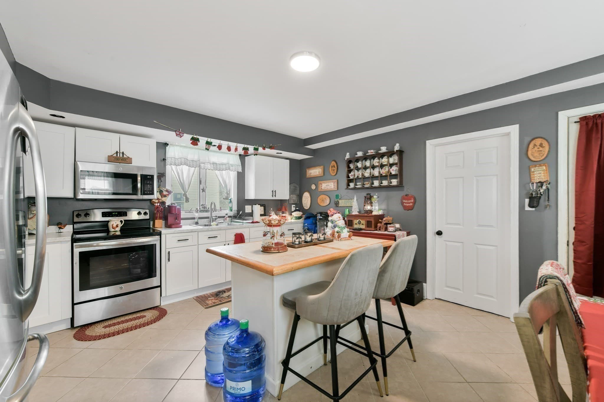 3 Family at 76 Plain St, Taunton MA 02780, Taunton, photo 18 of 28