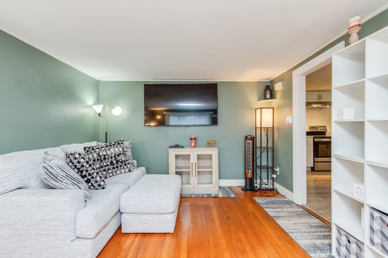 Single Family Residence at 119 Lawrence St, Methuen MA 01844, Methuen, photo 11 of 32
