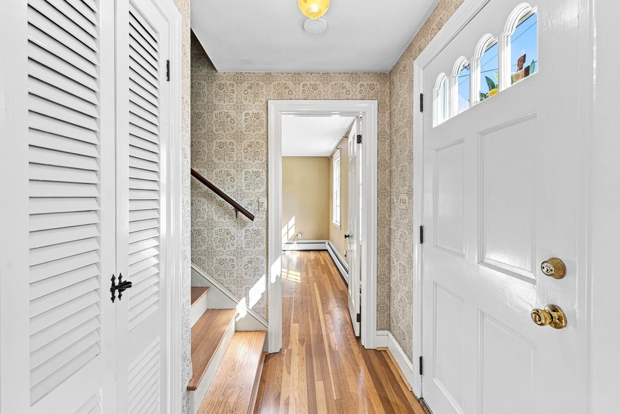 Single Family Residence at 189 Adelaide St, New Bedford MA 02745, New Bedford, photo 13 of 42