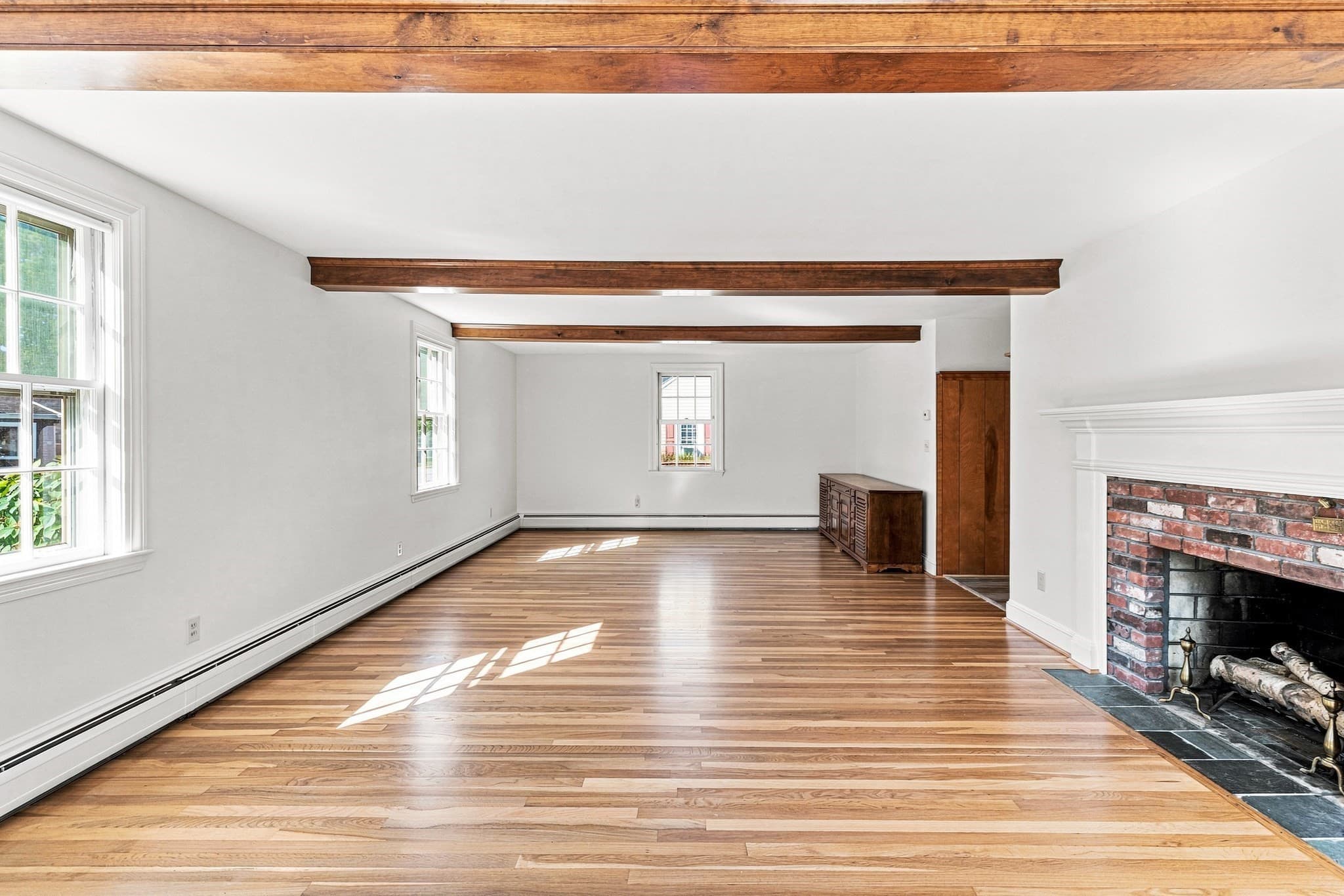 Single Family Residence at 189 Adelaide St, New Bedford MA 02745, New Bedford, photo 12 of 42