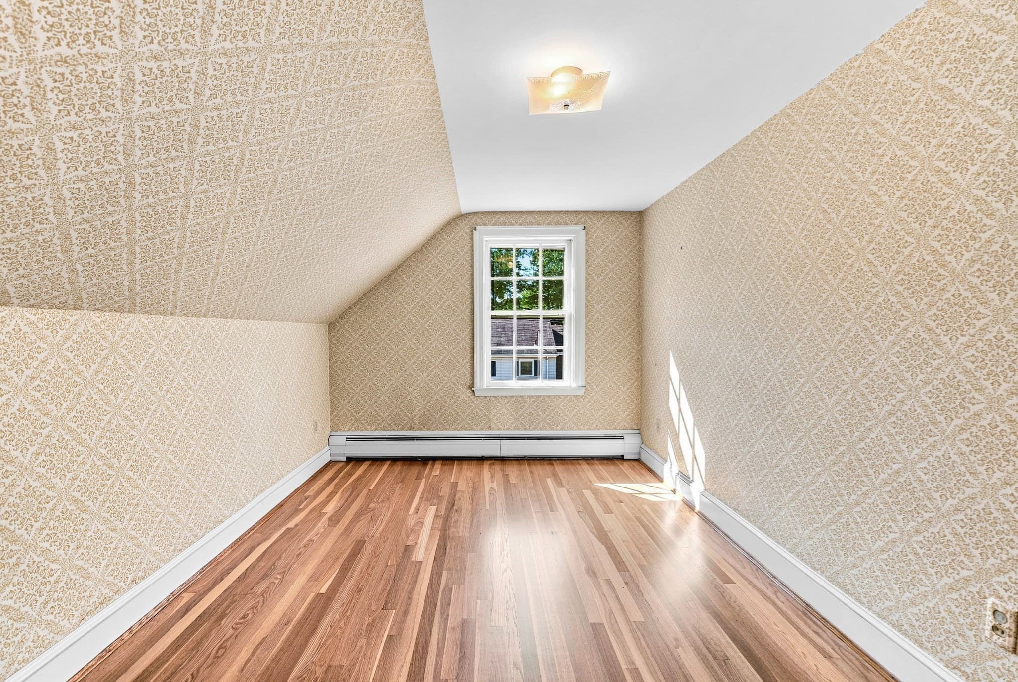 Single Family Residence at 189 Adelaide St, New Bedford MA 02745, New Bedford, photo 28 of 42