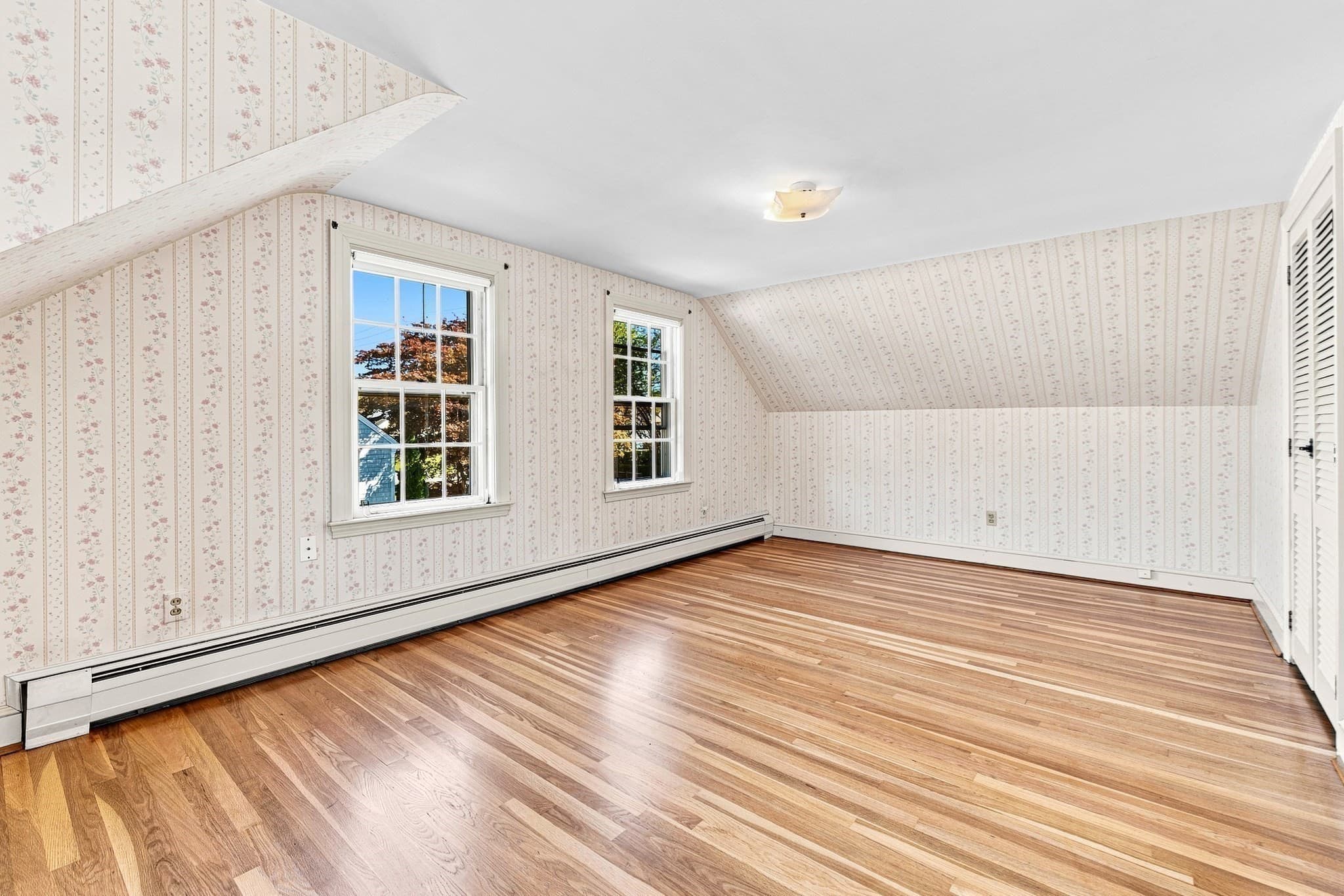Single Family Residence at 189 Adelaide St, New Bedford MA 02745, New Bedford, photo 25 of 42