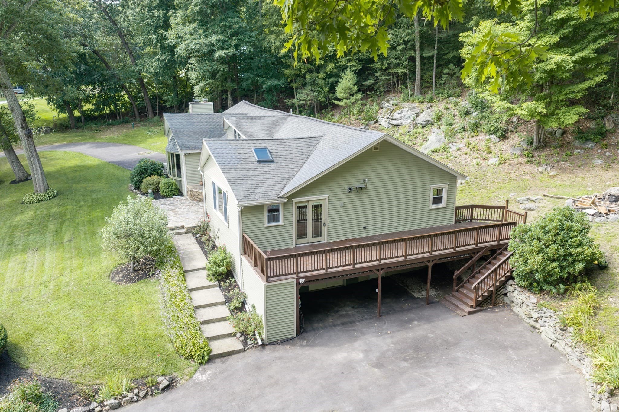 Single Family Residence at 48 Davis Rd, Millbury MA 01527, Millbury, photo 6 of 42