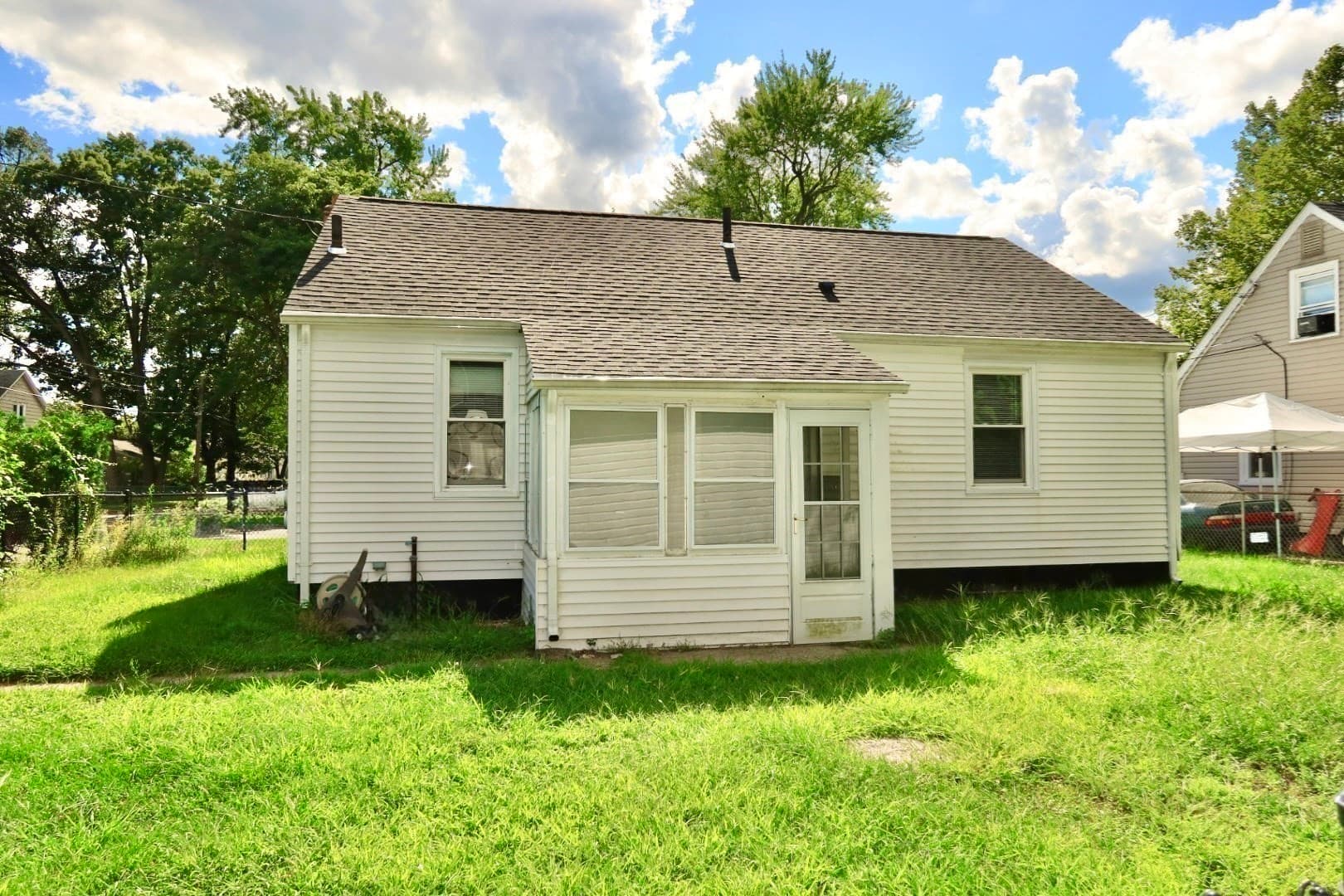 Single Family Residence at 61 Russell Street, Springfield MA 01104, Springfield, photo 7 of 25