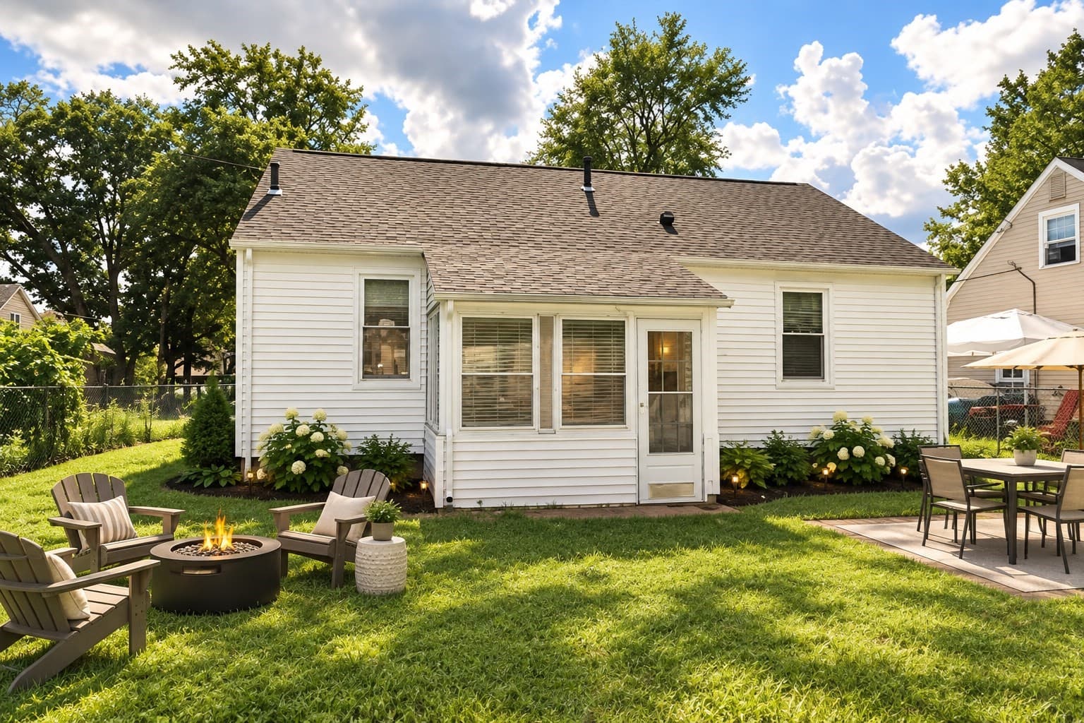 Single Family Residence at 61 Russell Street, Springfield MA 01104, Springfield, photo 3 of 25