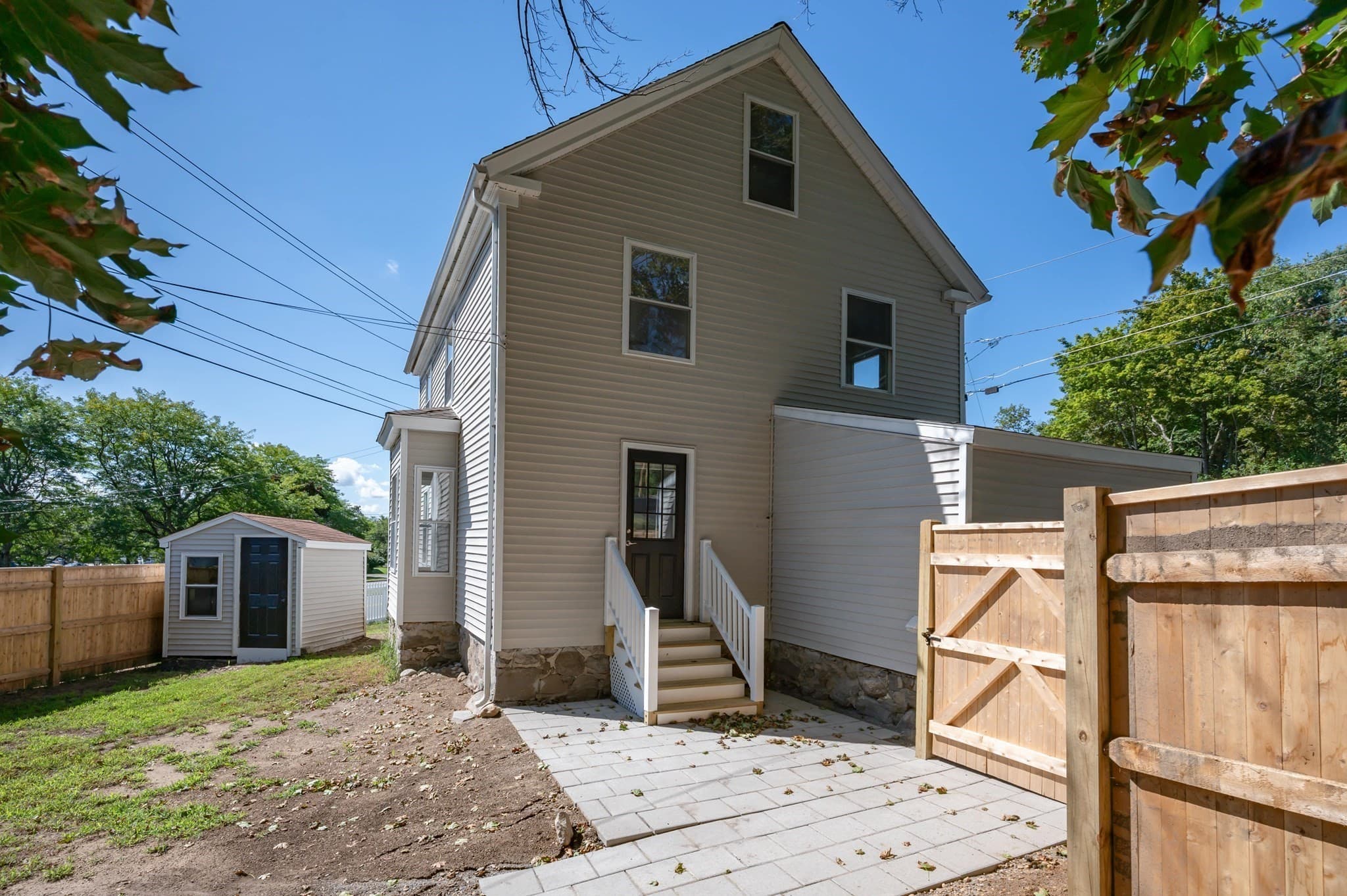 Single Family Residence at 11 Millville St, Salem NH 03079, Salem, photo 2 of 34