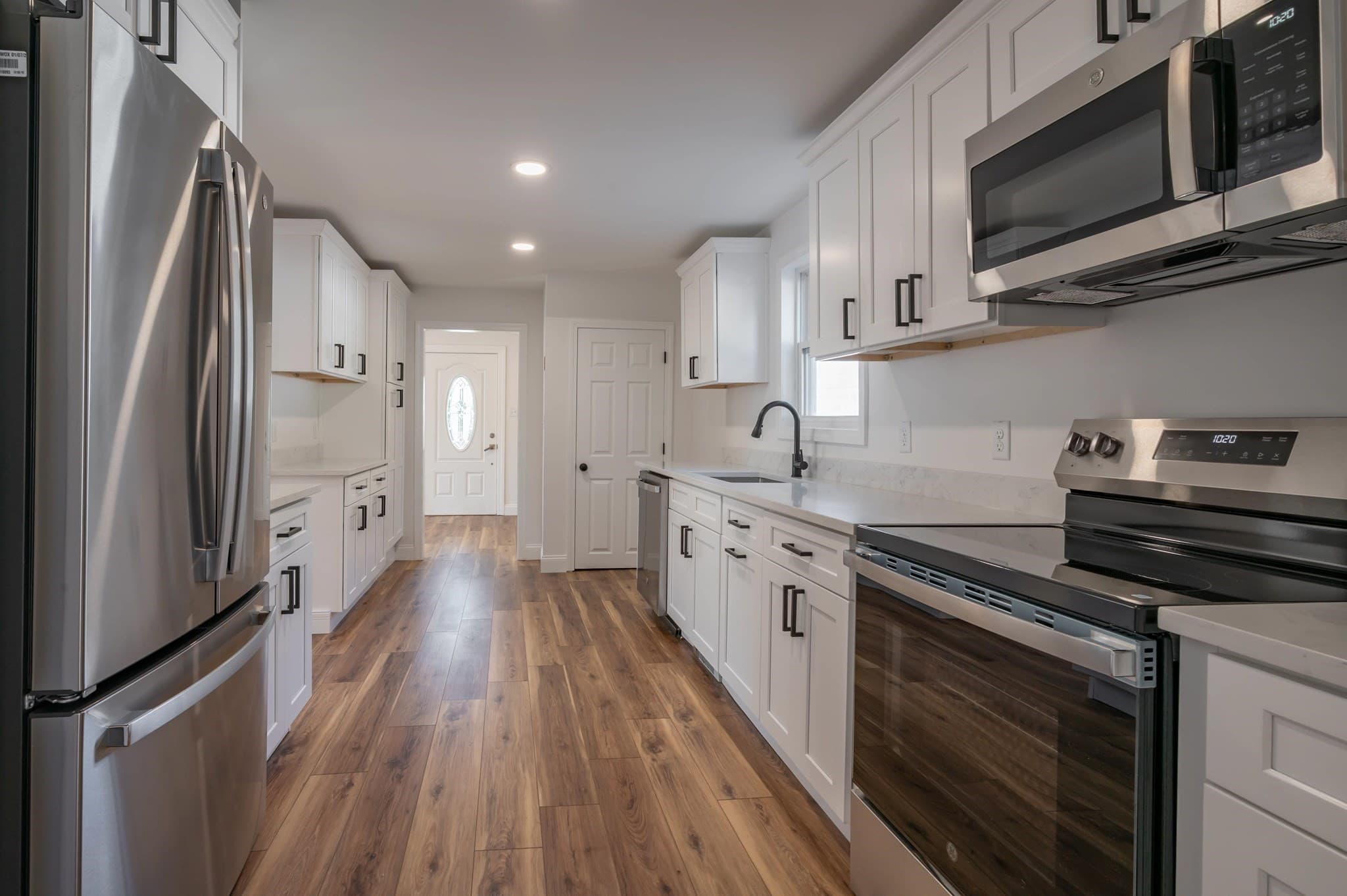 Single Family Residence at 11 Millville St, Salem NH 03079, Salem, photo 4 of 34