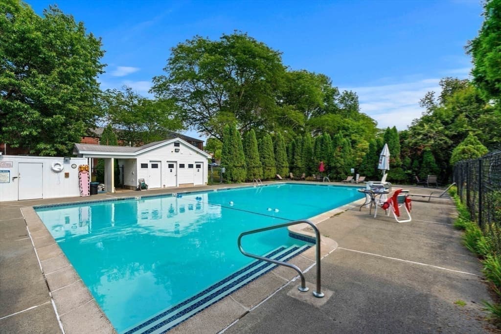 Condominium at 7 Village Green Drive # 7, North Andover MA 01845, North Andover, photo 25 of 28