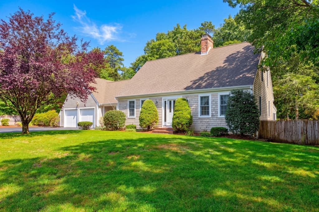 Single Family Residence at 12 Quail Hollow Rd, Dennis MA 02638, Dennis, photo 2 of 35