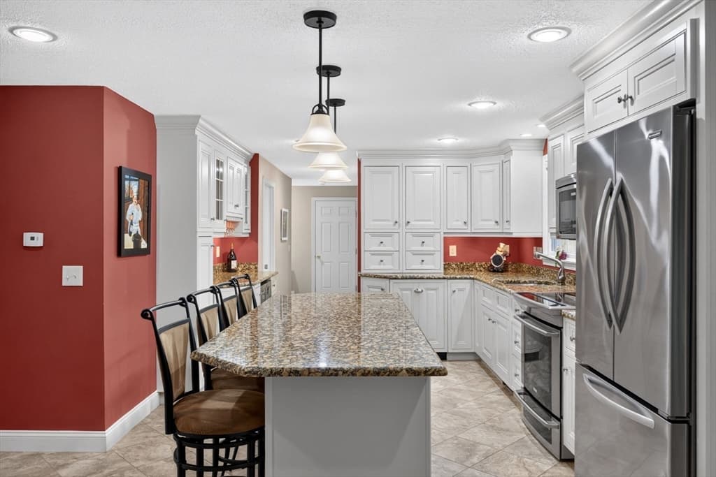 Single Family Residence at 12 Quail Hollow Rd, Dennis MA 02638, Dennis, photo 5 of 35