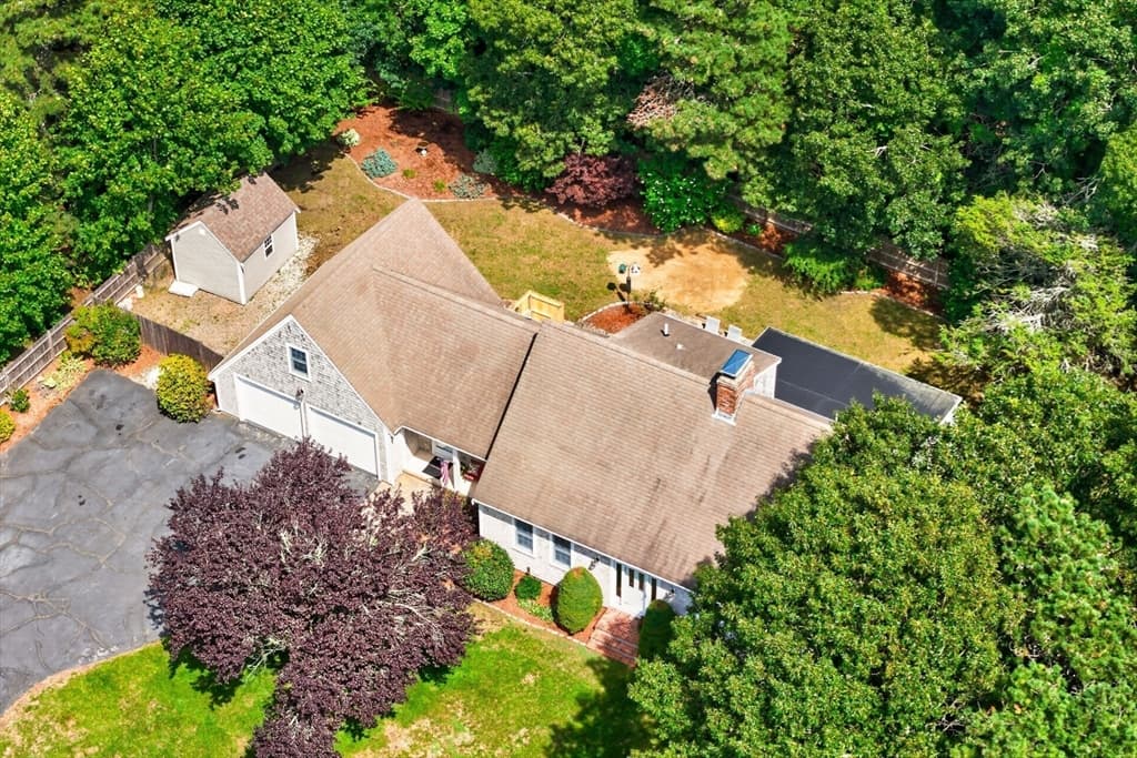 Single Family Residence at 12 Quail Hollow Rd, Dennis MA 02638, Dennis, photo 30 of 35