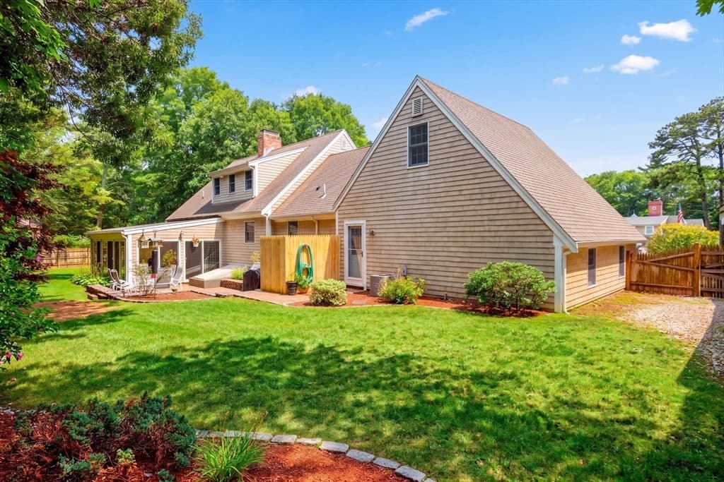 Single Family Residence at 12 Quail Hollow Rd, Dennis MA 02638, Dennis, photo 4 of 35