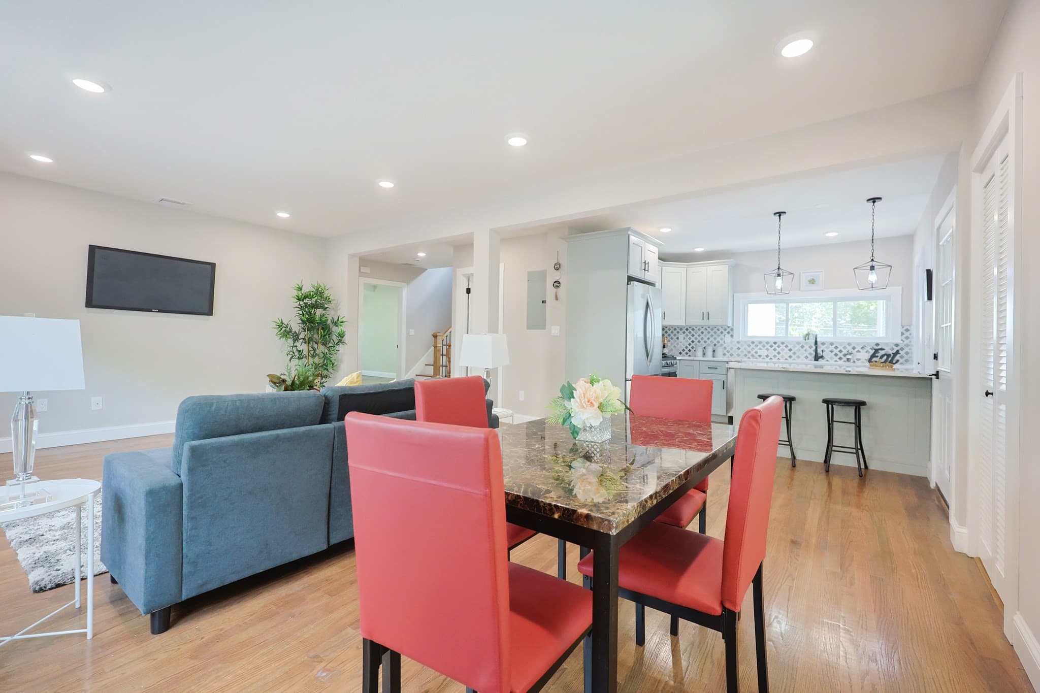 Condominium at 11 Watson St # 2, Somerville MA 02144, Somerville, photo 10 of 34