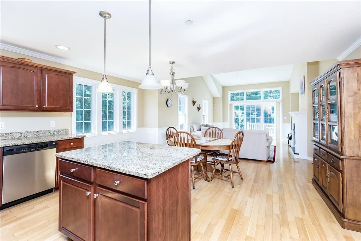 Condominium at 21 Hayloft Lane # 21, Marshfield MA 02050, Marshfield, photo 17 of 42