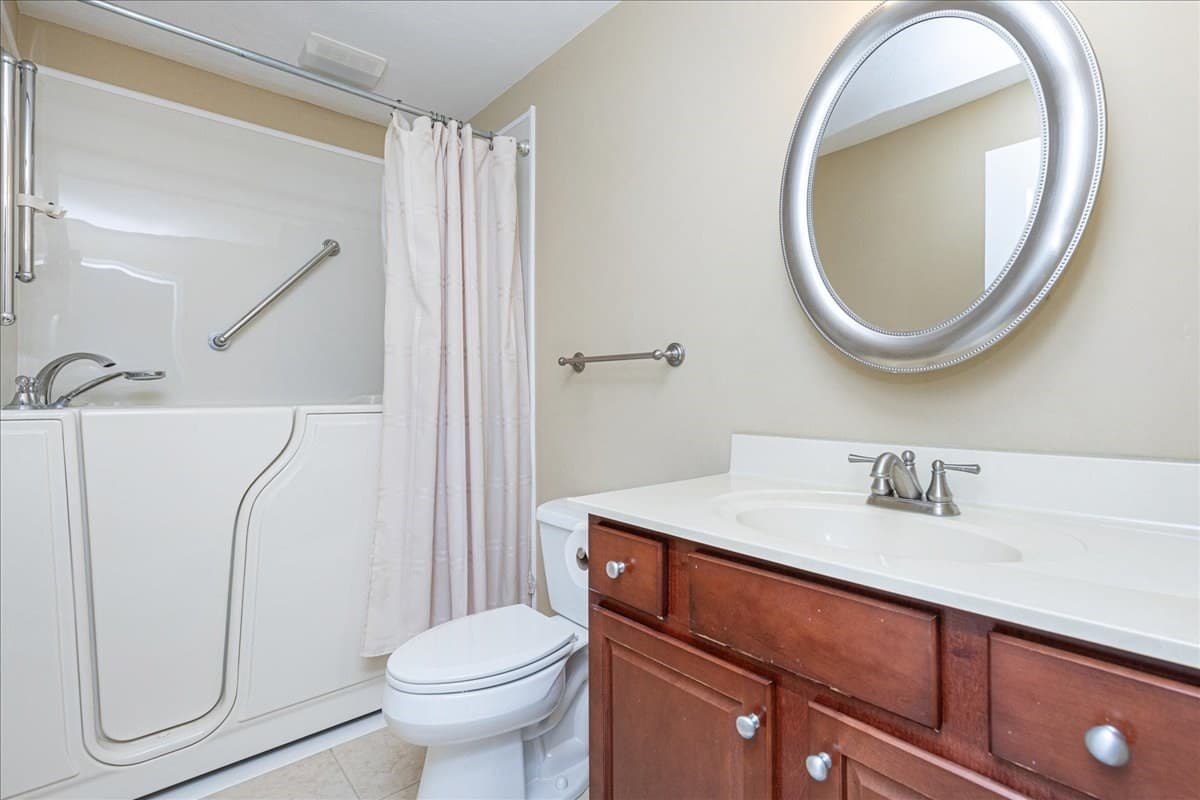 Condominium at 21 Hayloft Lane # 21, Marshfield MA 02050, Marshfield, photo 32 of 42