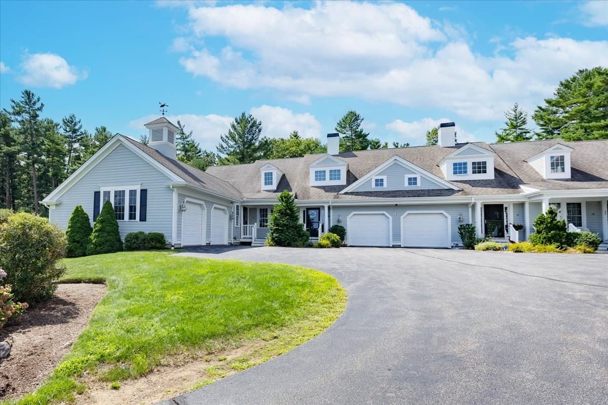 21 Hayloft Lane # 21, Marshfield MA 02050