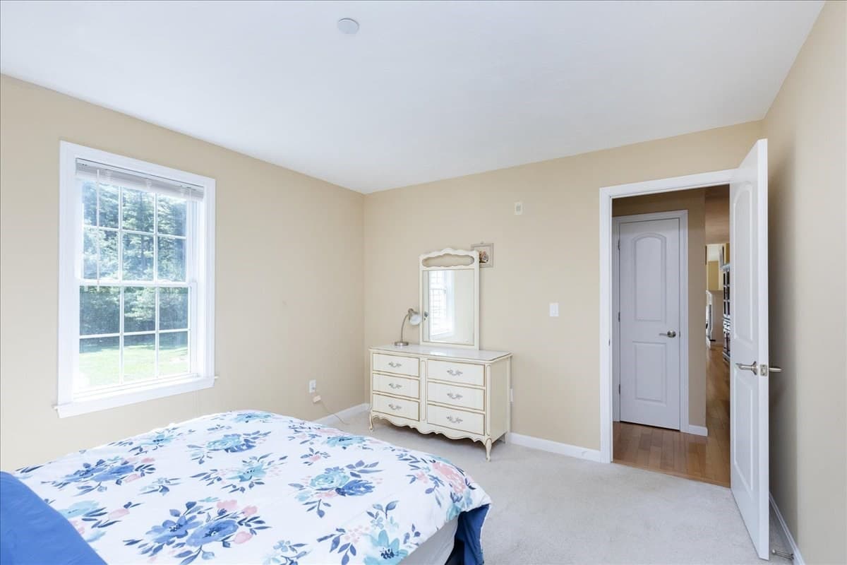 Condominium at 21 Hayloft Lane # 21, Marshfield MA 02050, Marshfield, photo 30 of 42