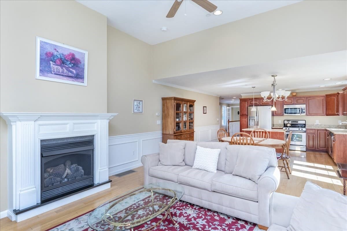 Condominium at 21 Hayloft Lane # 21, Marshfield MA 02050, Marshfield, photo 10 of 42