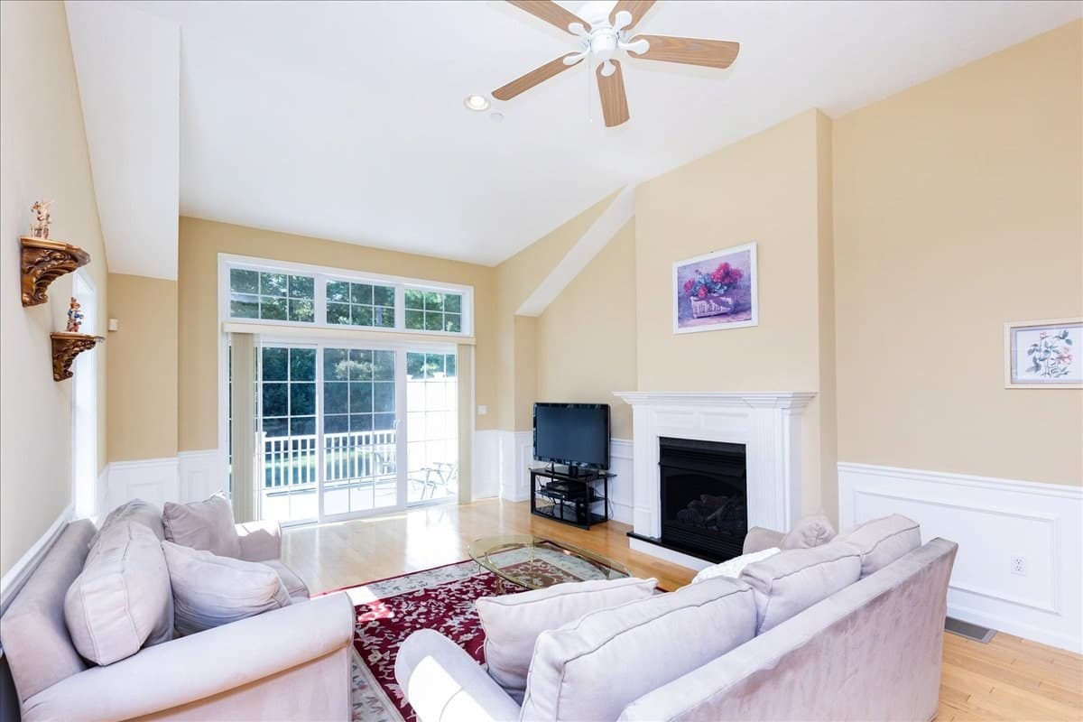 Condominium at 21 Hayloft Lane # 21, Marshfield MA 02050, Marshfield, photo 8 of 42