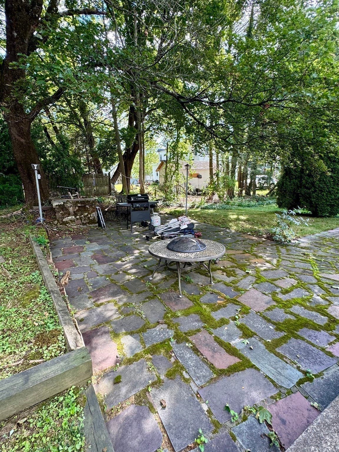 3 Family at 33 E Chestnut St, Sharon MA 02067, photo 13 of 14