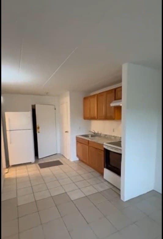 Condominium at 126 Beaver St # 76, Framingham MA 01702, Framingham, photo 3 of 10