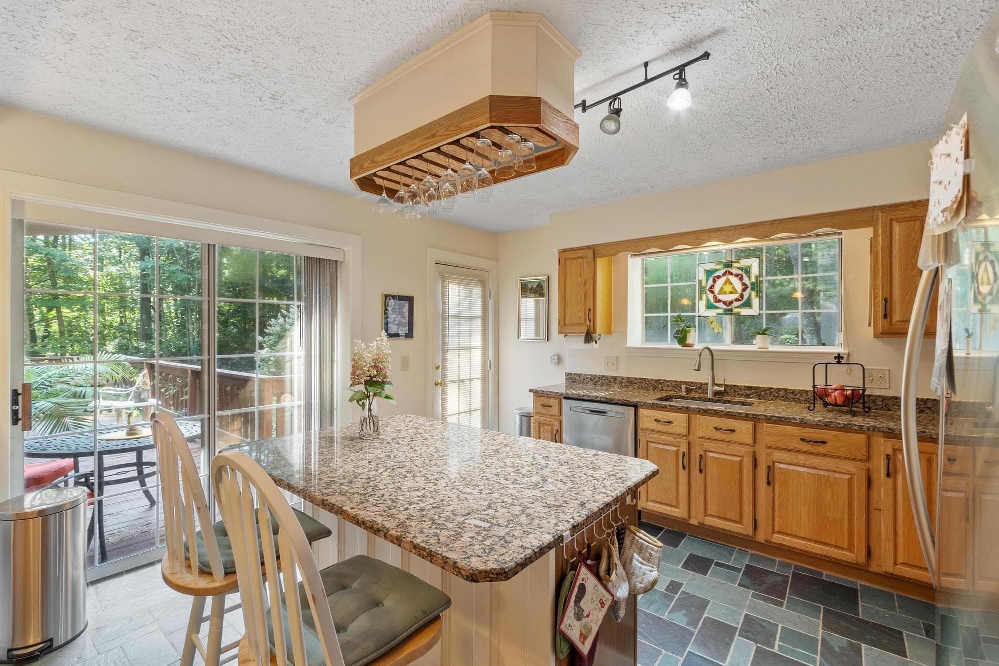 Condominium at 44 Voyagers Ln # 44, Ashland MA 01721, Ashland, photo 9 of 42