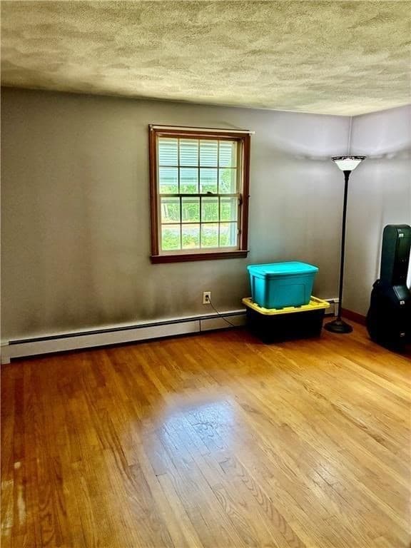 Single Family Residence at 12 Tom Lee Drive, North Smithfield RI 02896, North Smithfield, photo 18 of 28