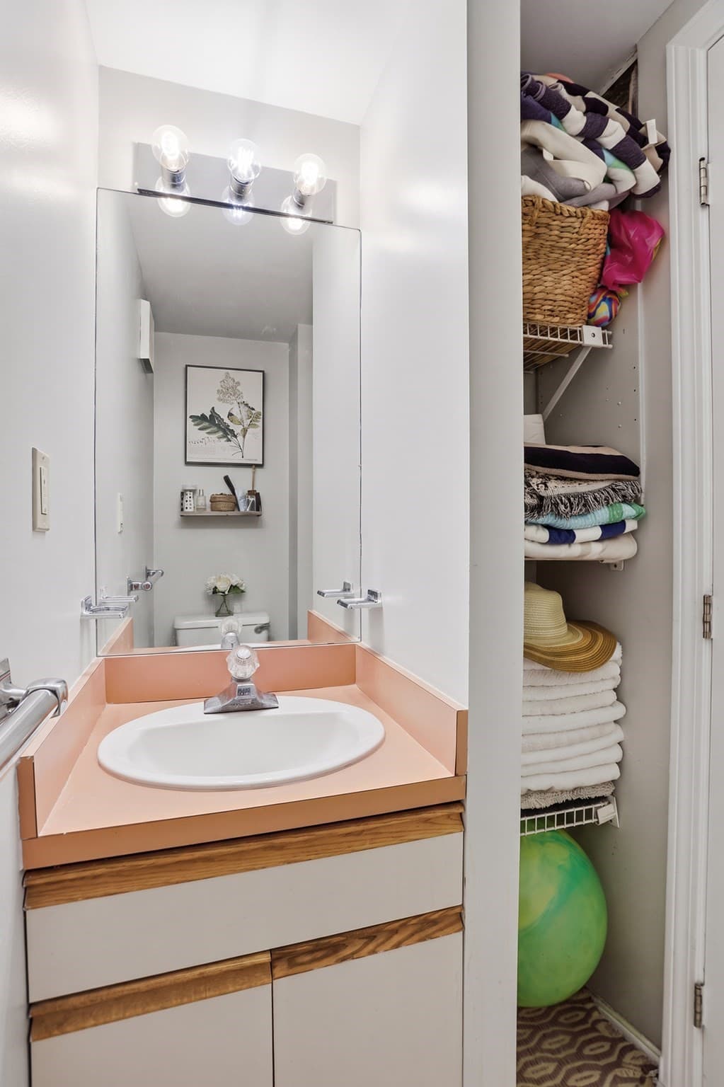 Condominium at 11 Margin Street # 6, Lynn MA 01905, Lynn, photo 11 of 42