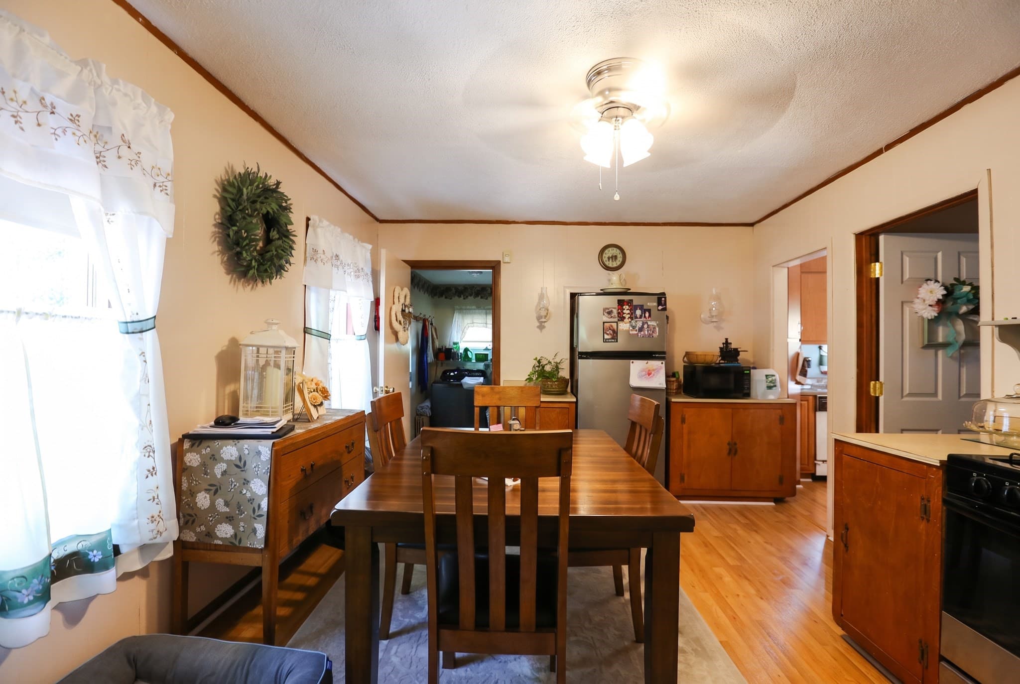 Single Family Residence at 126 Intervale St, Brockton MA 02302, Brockton, photo 9 of 20