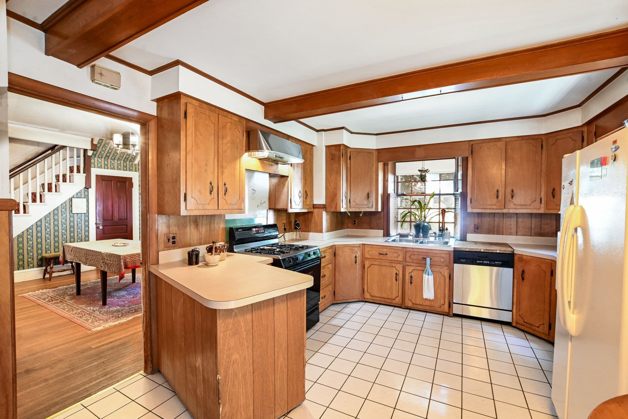 Single Family Residence at 30 Arnold Place, New Bedford MA 02740, New Bedford, photo 13 of 42