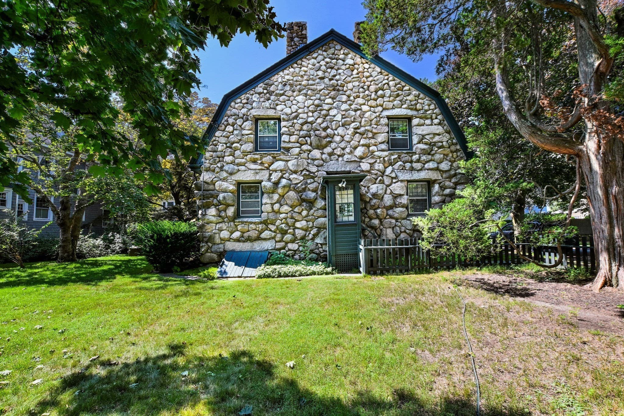 Single Family Residence at 30 Arnold Place, New Bedford MA 02740, New Bedford, photo 33 of 42