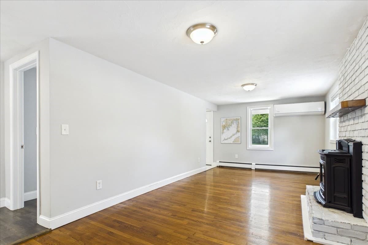 Single Family Residence at 246 Thurber Ave, Attleboro MA 02703, Attleboro, photo 18 of 37