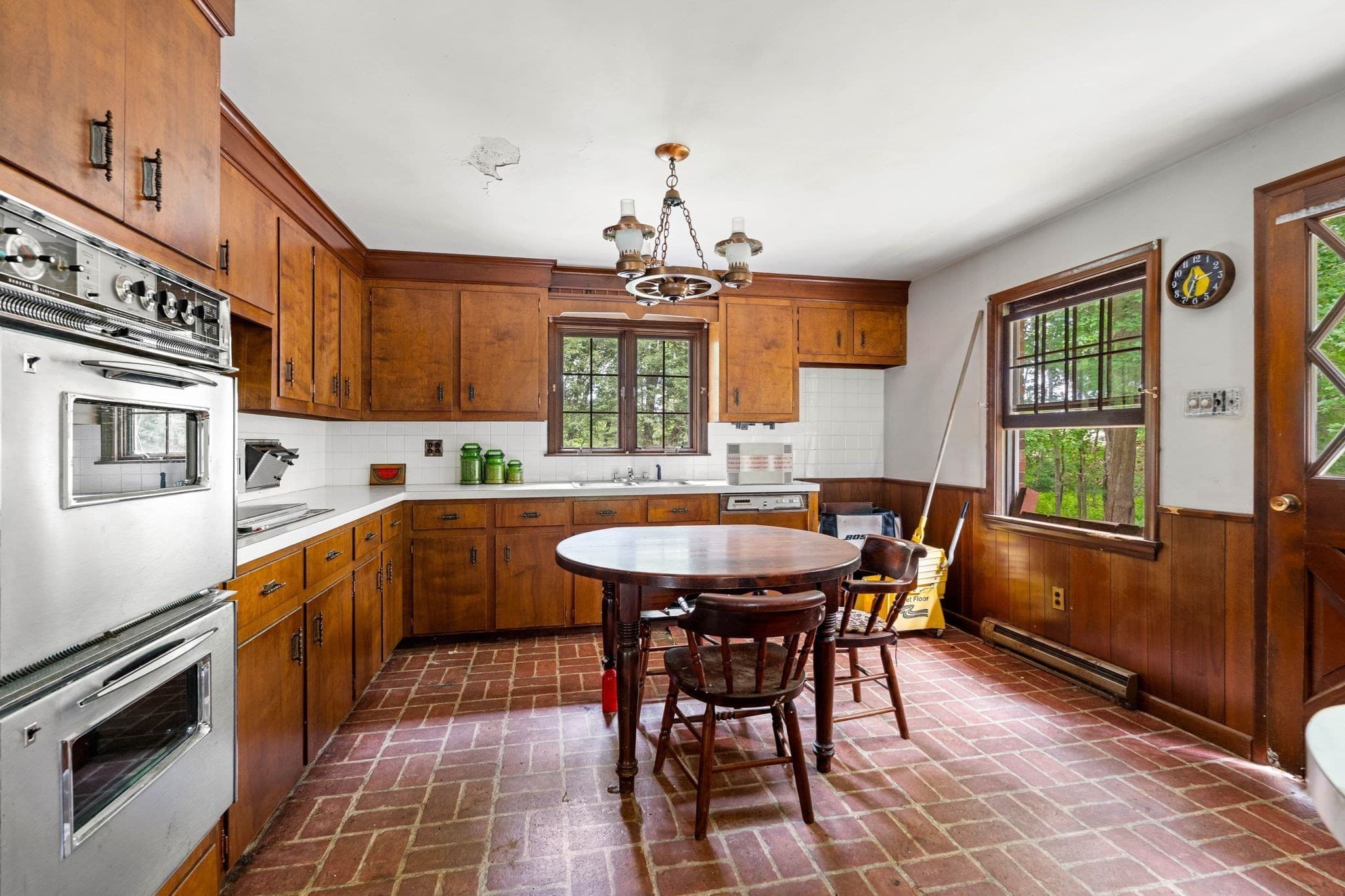 Single Family Residence at 42 Felker St, Tewksbury MA 01876, Tewksbury, photo 7 of 25