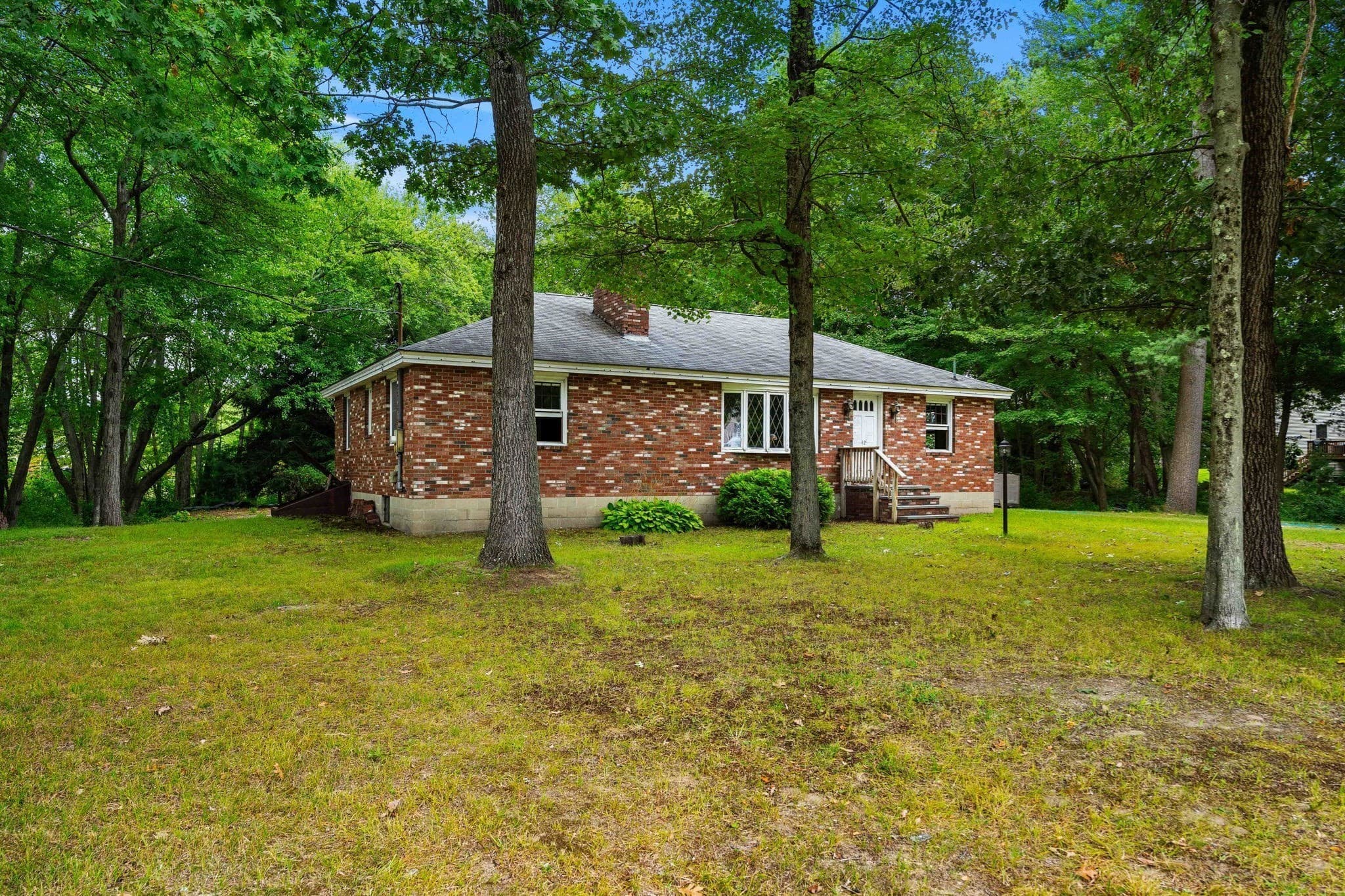 Single Family Residence at 42 Felker St, Tewksbury MA 01876, Tewksbury, photo 3 of 25