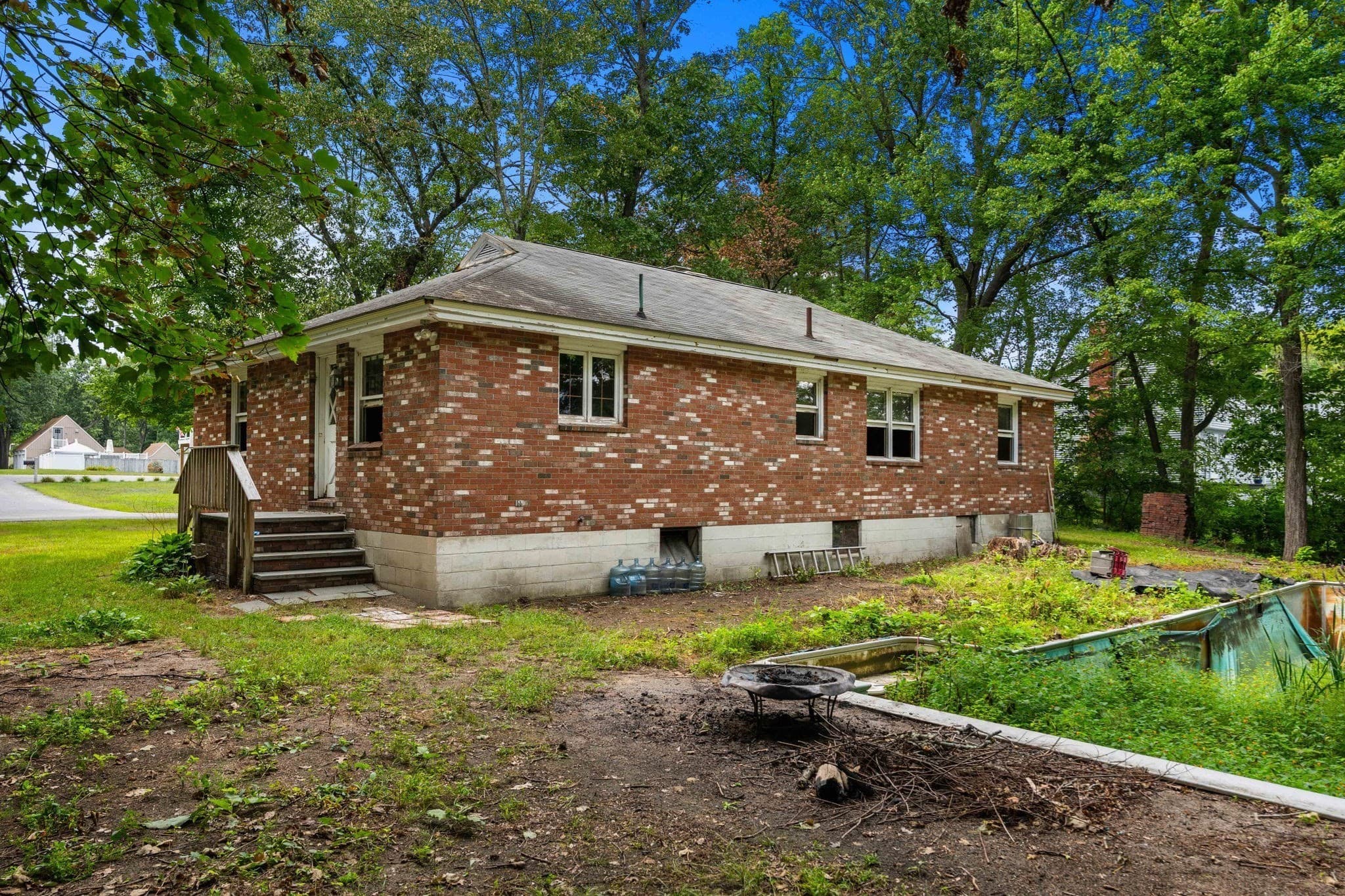 Single Family Residence at 42 Felker St, Tewksbury MA 01876, Tewksbury, photo 4 of 25