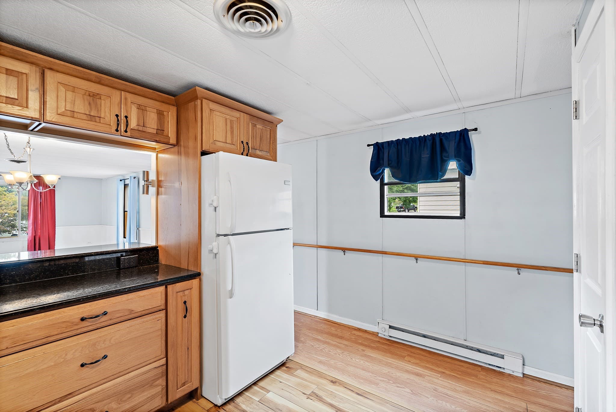 Mobile Home at 32 Kevork Ave, Marlborough MA 01752, Marlborough, photo 13 of 28