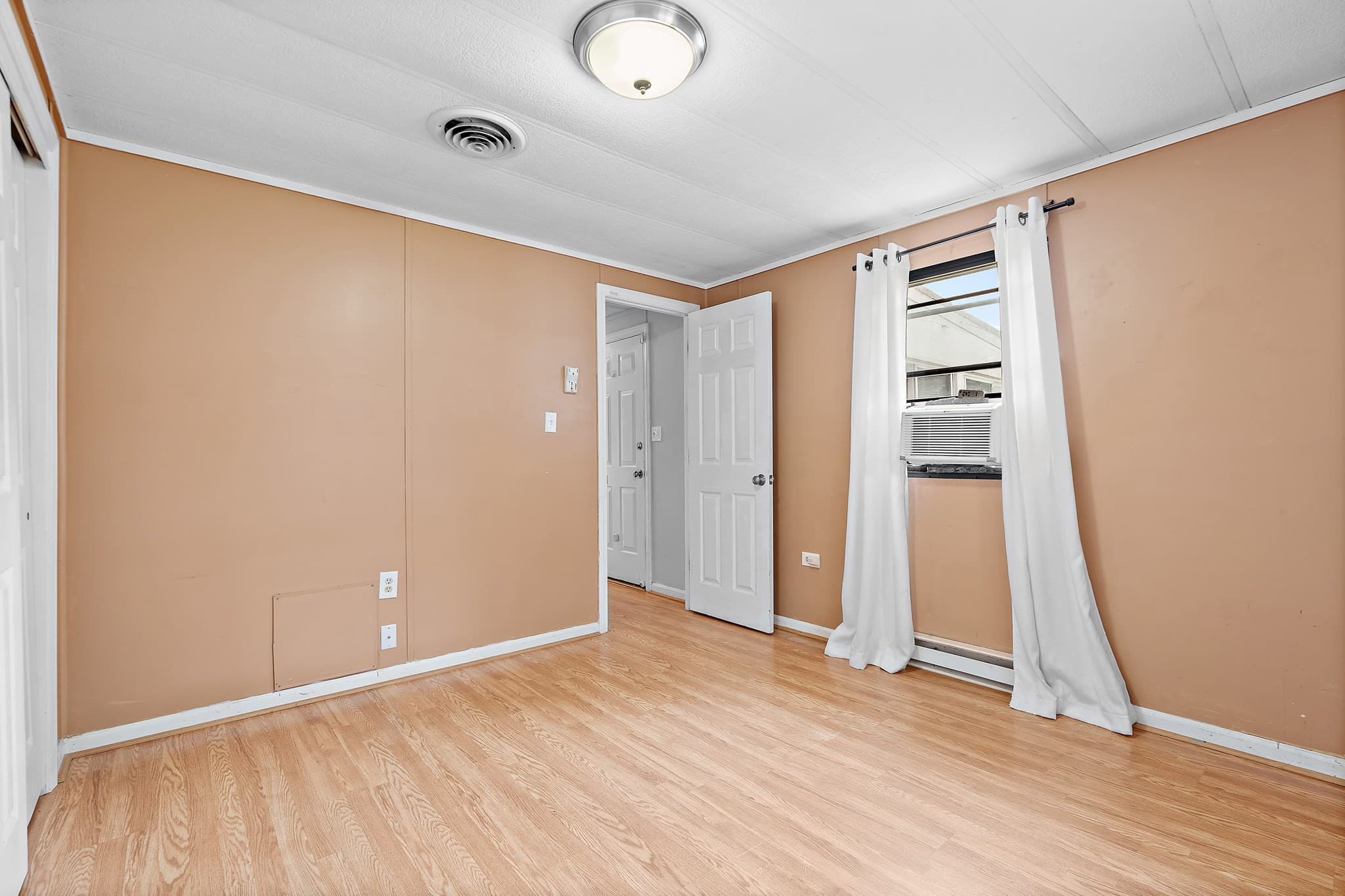 Mobile Home at 32 Kevork Ave, Marlborough MA 01752, Marlborough, photo 20 of 28