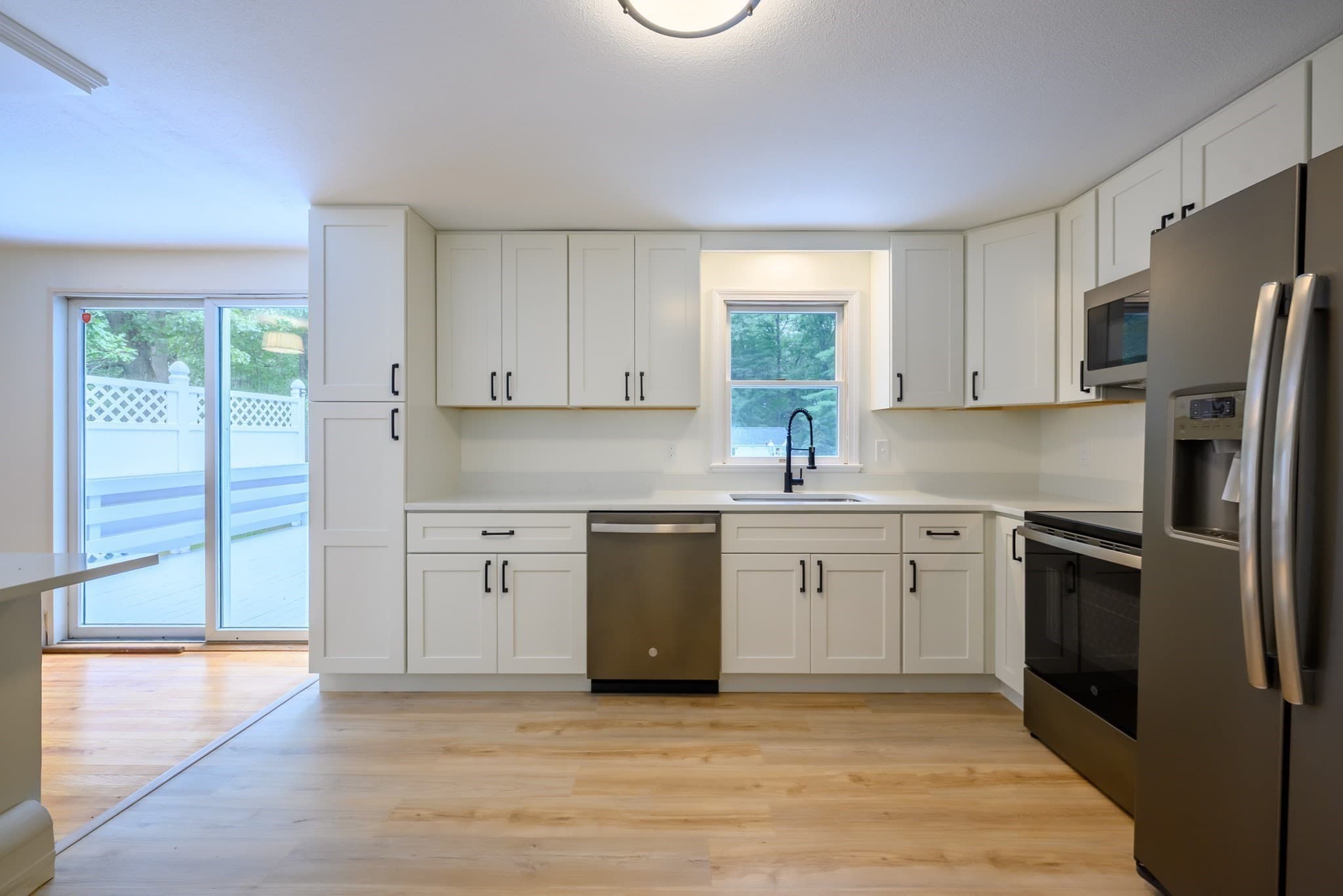 Single Family Residence at 317 Paper Mill Rd, Westfield MA 01085, photo 8 of 28