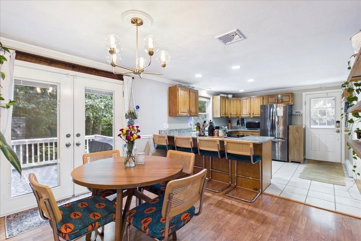 Single Family Residence at 77 Briar Rd, Taunton MA 02780, photo 11 of 34