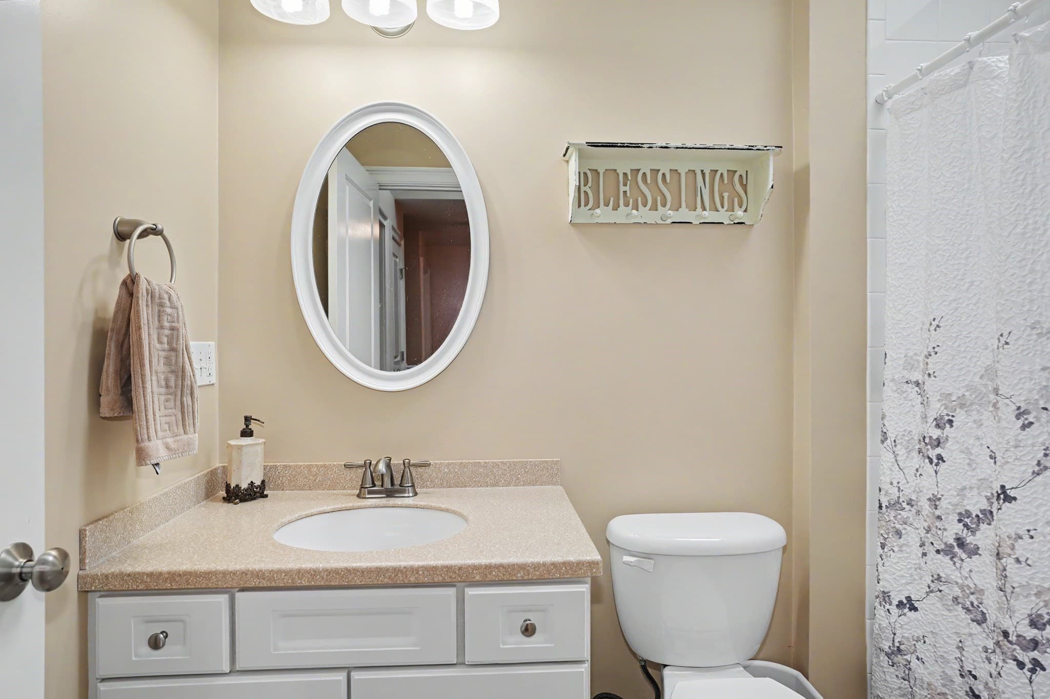 Condominium at 4 N Pleasant St # 4, Natick MA 01760, Natick, photo 23 of 33