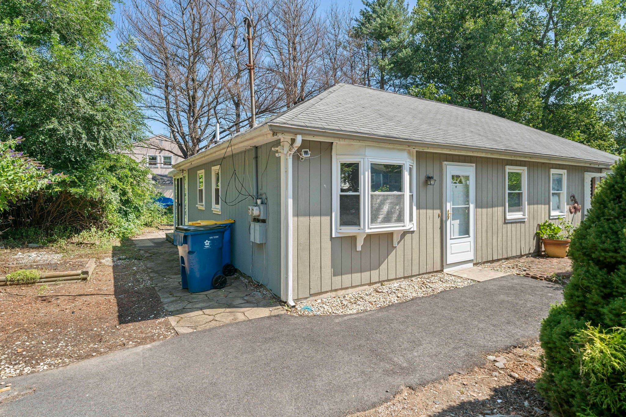 23 Hayward # 23, Randolph MA 02368